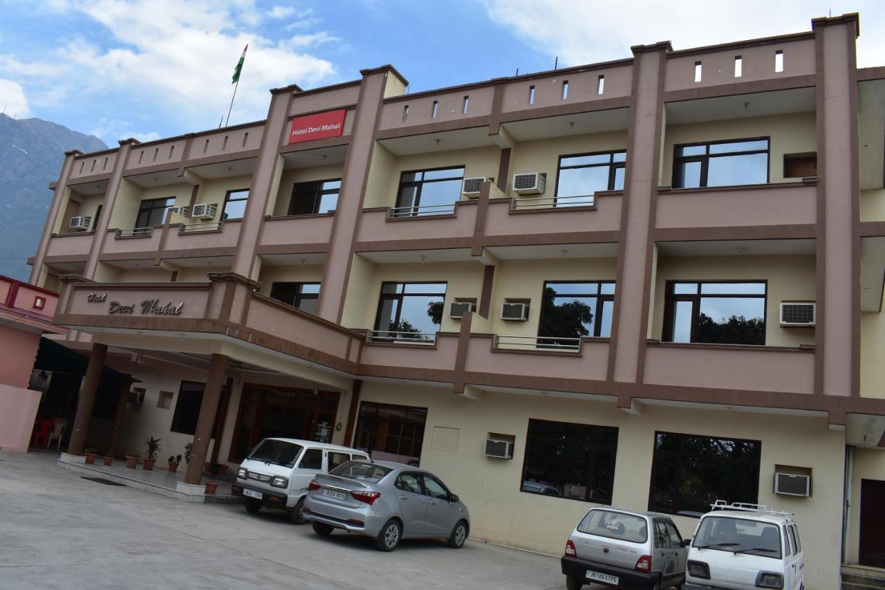 Hotel Devi Mahal Катра Екстериор снимка