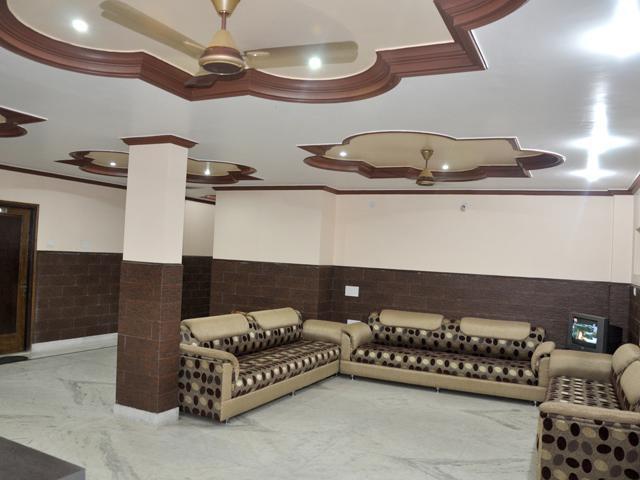 Hotel Devi Mahal Катра Екстериор снимка