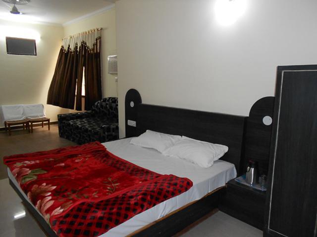 Hotel Devi Mahal Катра Стая снимка