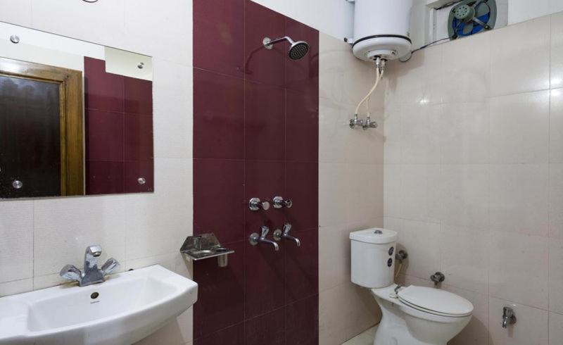 Hotel Devi Mahal Катра Екстериор снимка
